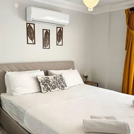 Moonlight Sea View Apartment